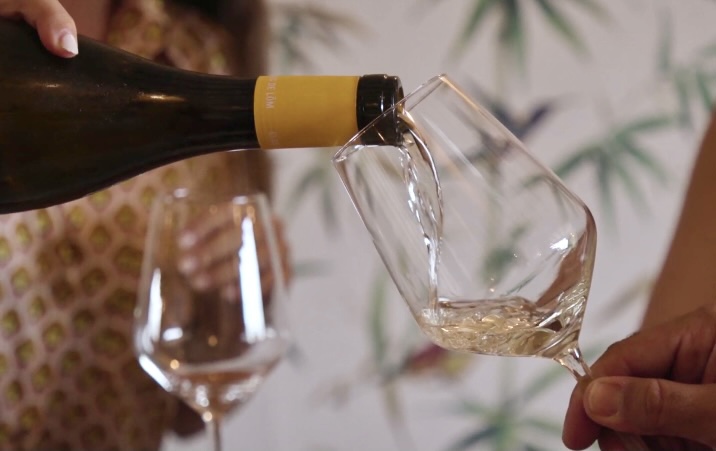 VINO BLANCO