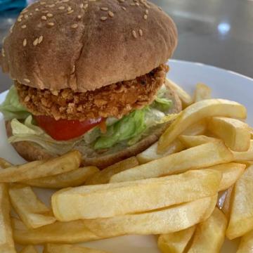 Hamburguesa Crispy Chicken (135 grs.)