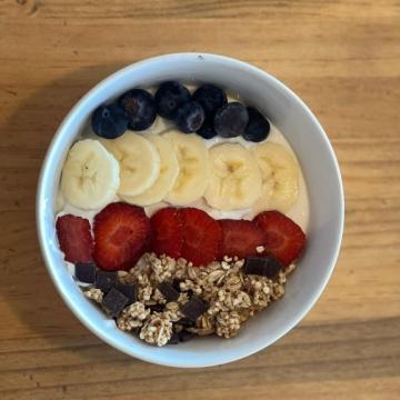 Bowl Yogurt