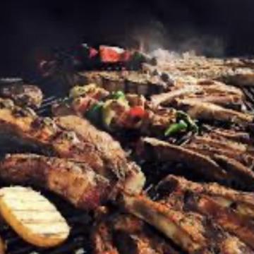 Parrillada de carne para dos personas
