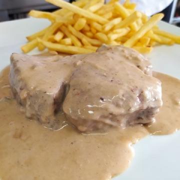 SURLONGE EN SAUCE