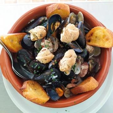 SOPA DE PESCADO x2